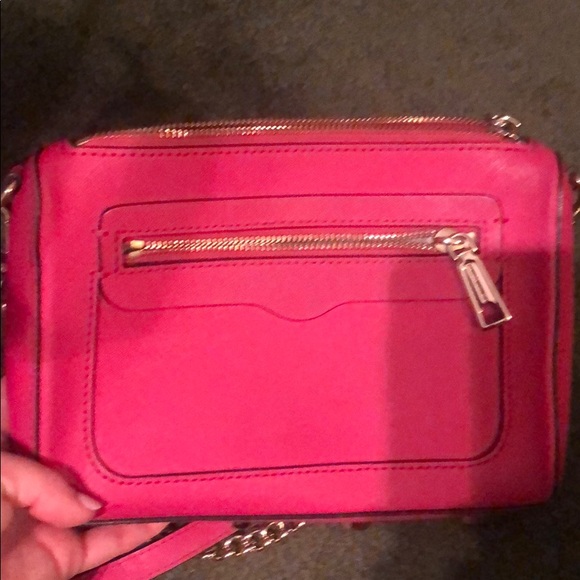 crossbody - Picture 3 of 4